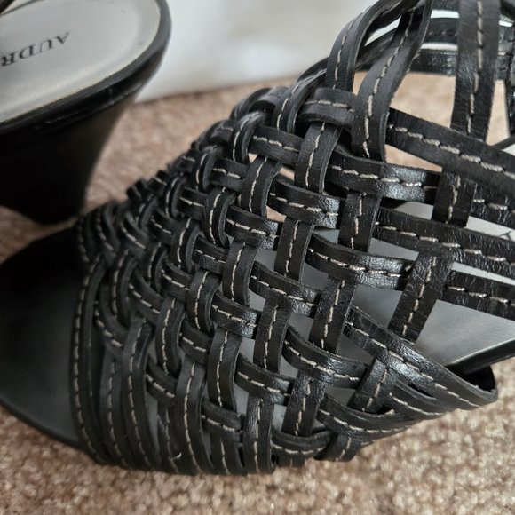 Audrey Brooke Sandals - Picture 2 of 10